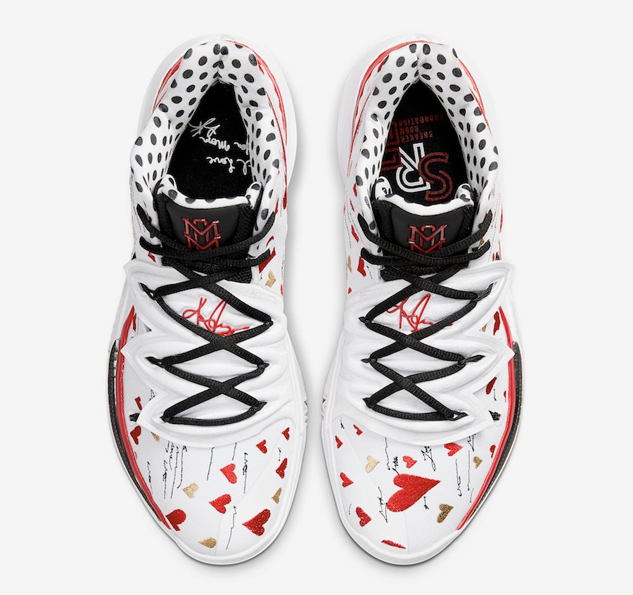 kyrie5 mom