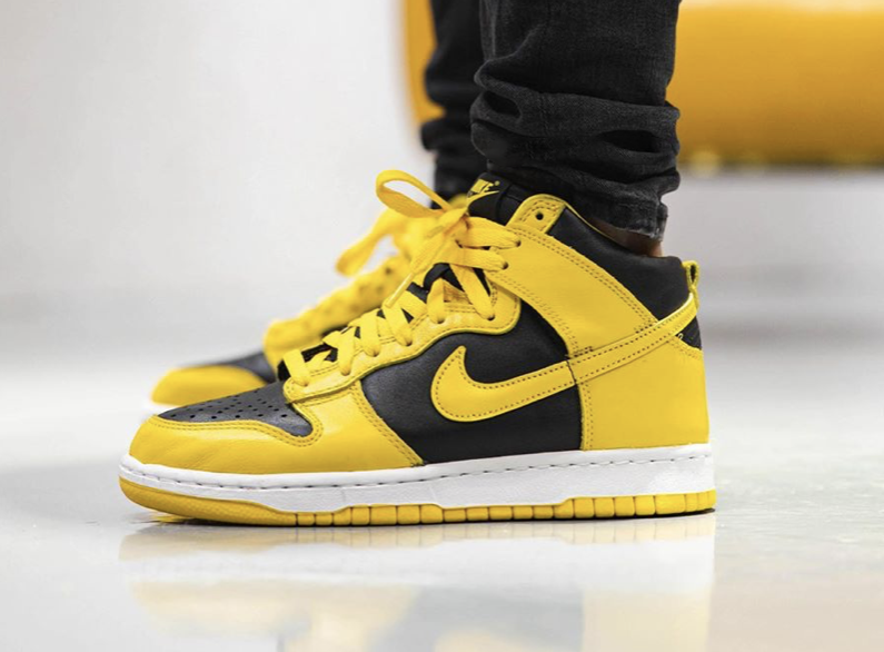 nike dunk high yellow